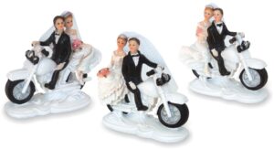 Para młoda na motorze