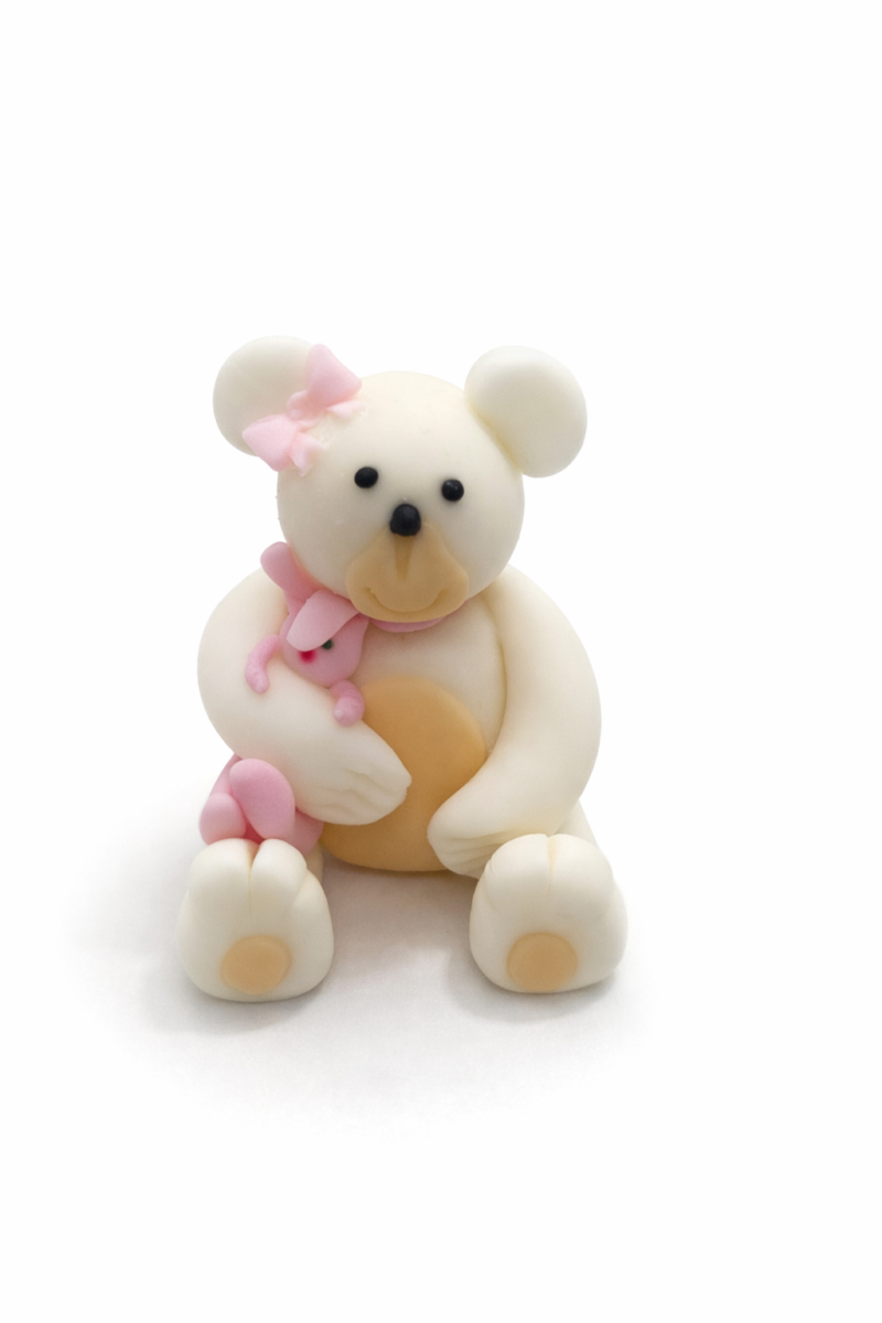 F99101F4-15F9-48A9-9C92-3E240F8AE30E Figurka cukrowa Miś z króliczkiem biało-różowy