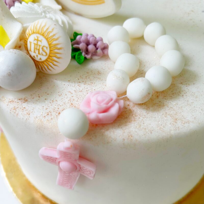 Różaniec z różowym krzyżykiem 1szt.