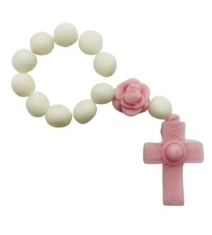 Różaniec z różowym krzyżykiem 6szt.
